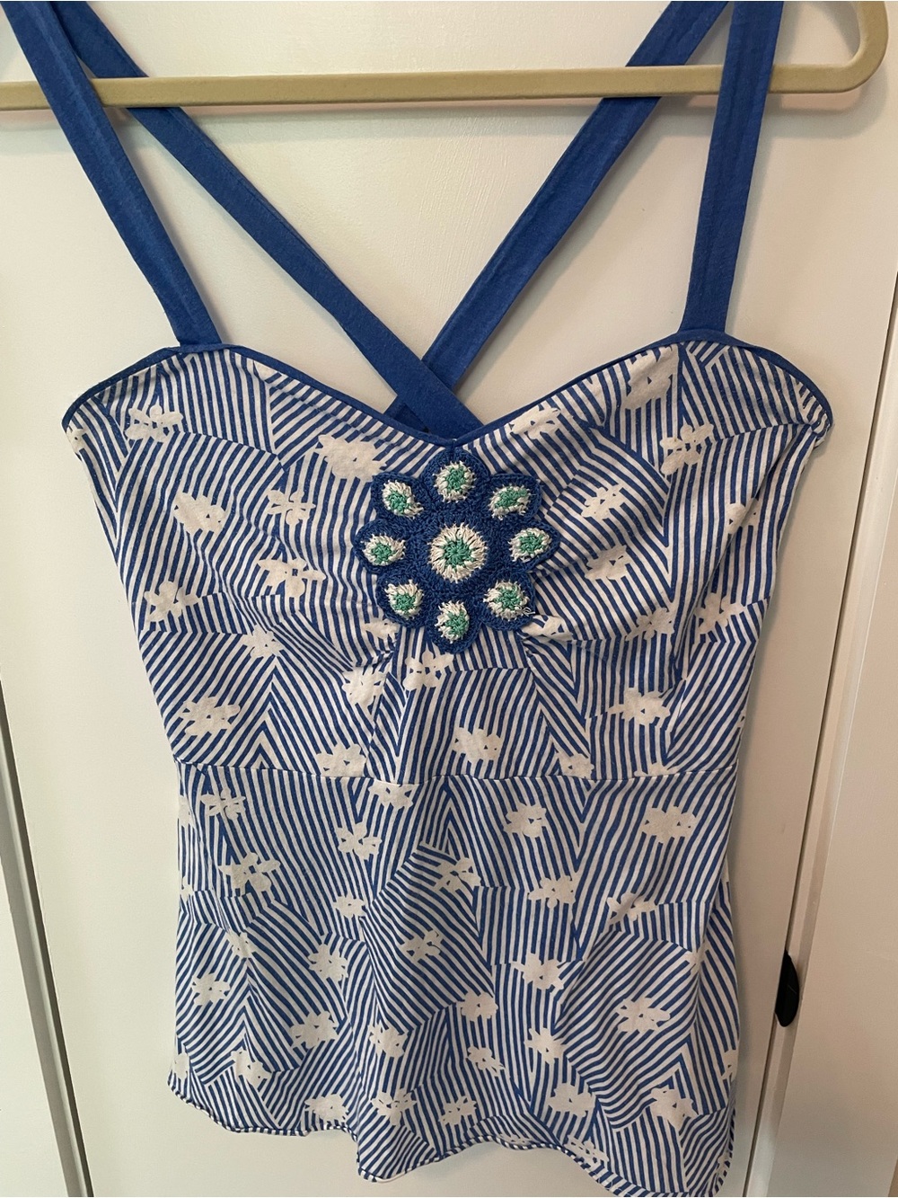 Anthropologie Little yellow button Striped Tank Embroidered Floral Accent